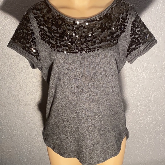 AERIE - grey short slv sweater w black sequins around the neck & shoulders - M - Picture 2 of 16